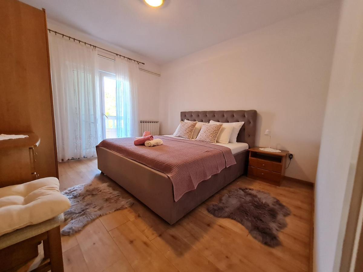 Apartments Nada Mundanije Eksteriør billede